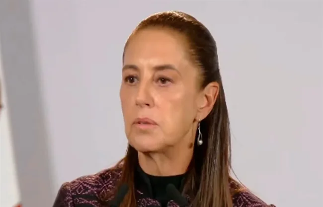 Sheinbaum prepara límites a plataformas digitales para frenar violencia, acoso y abuso