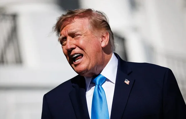 Trump vincula las protestas estudiantiles en Francia a 'la inmigración masiva sin control'