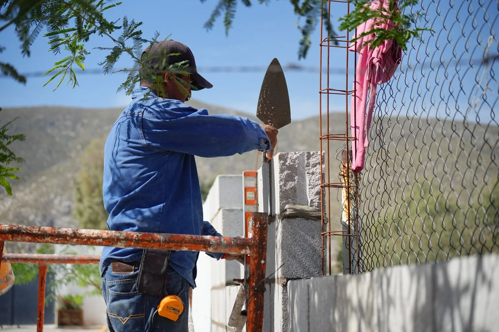 Avanza construcción de barda perimetral en el Panteón Municipal 2 de Torreón