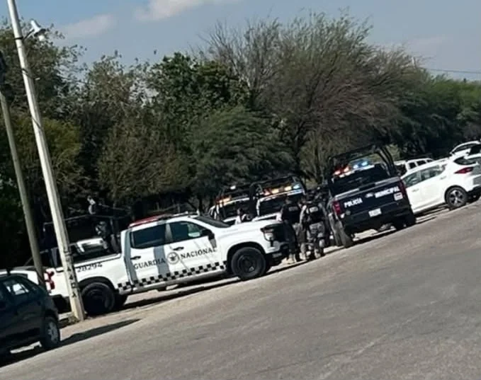 Presunta amenaza en escuela moviliza a personal de Fiscalía en Gómez Palacio