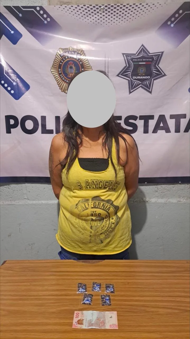 Policía Estatal detiene a mujer y tres hombres con cristal en distintos lugares de Lerdo