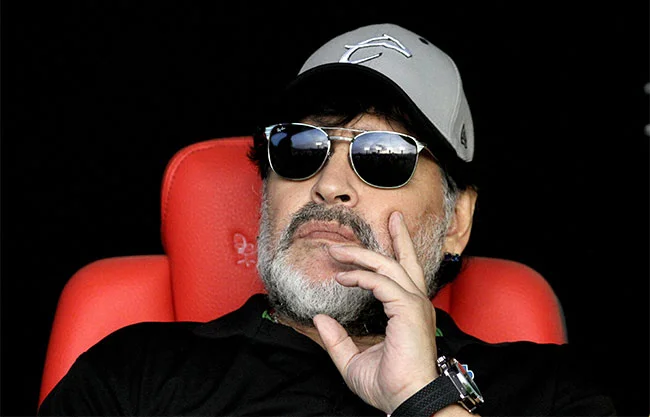 Abogado de hermanas de Maradona pide penas de hasta 10 años en juicio por su muerte