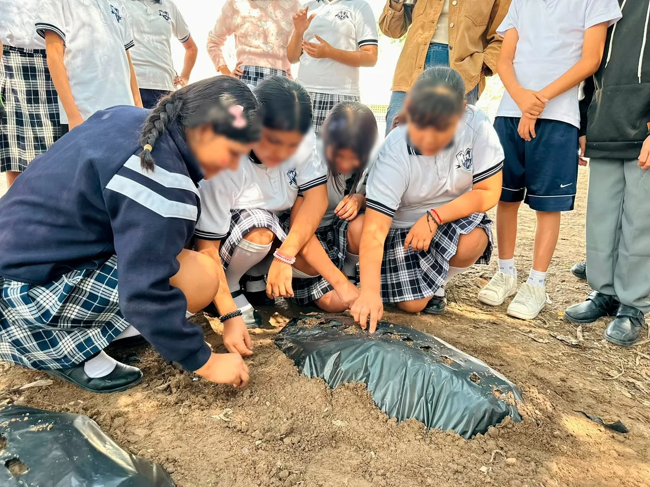 Promueven huertos alimentarios en escuelas de Torreón para fomentar una alimentación saludable