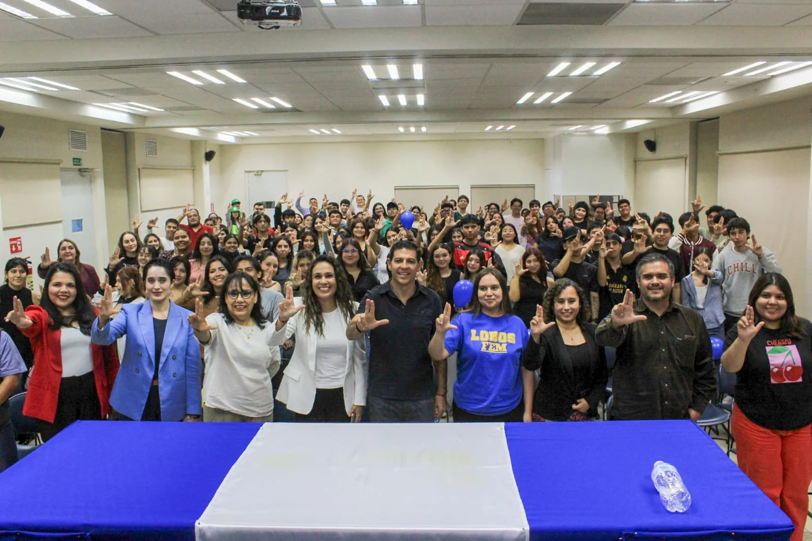 Rector Octavio Pimental entrega equipo tecnológico a facultades de la UAdeC Unidad Laguna