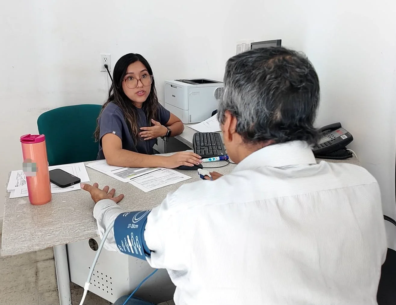 IMSS Coahuila destaca labor de especialistas en anestesiología