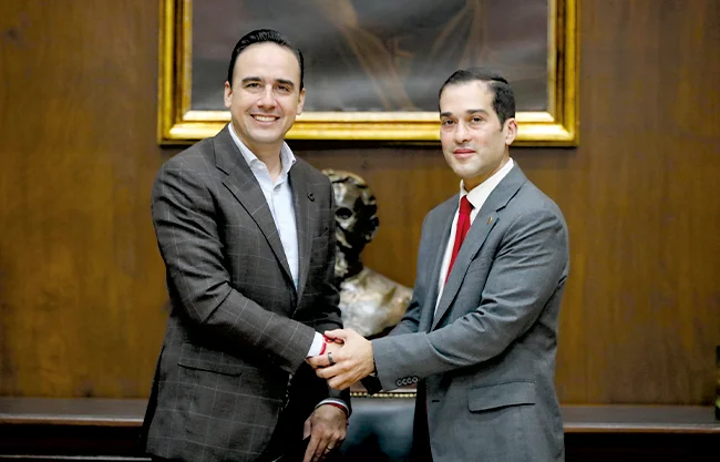 Consolidan su alianza Eagle Pass y Coahuila; firman contrato para ampliar Puente 2