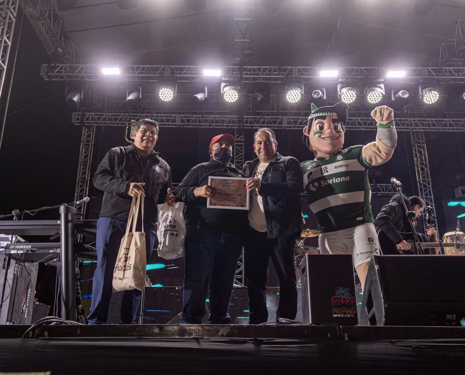 Festival del Pan Francés reúne a más de 15 mil personas en Torreón