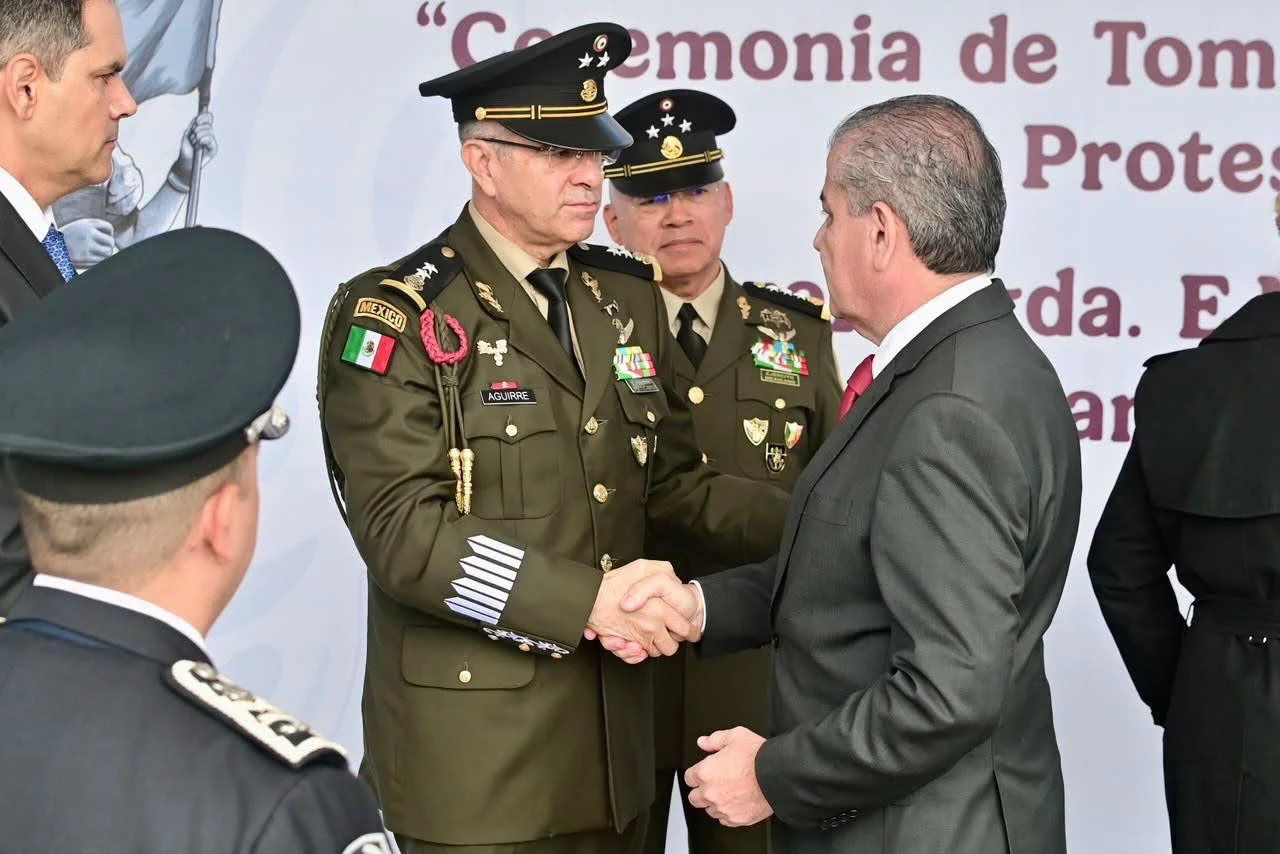 Miguel Riquelme busca fortalecer coordinación con el nuevo comandante de la XI Región Militar