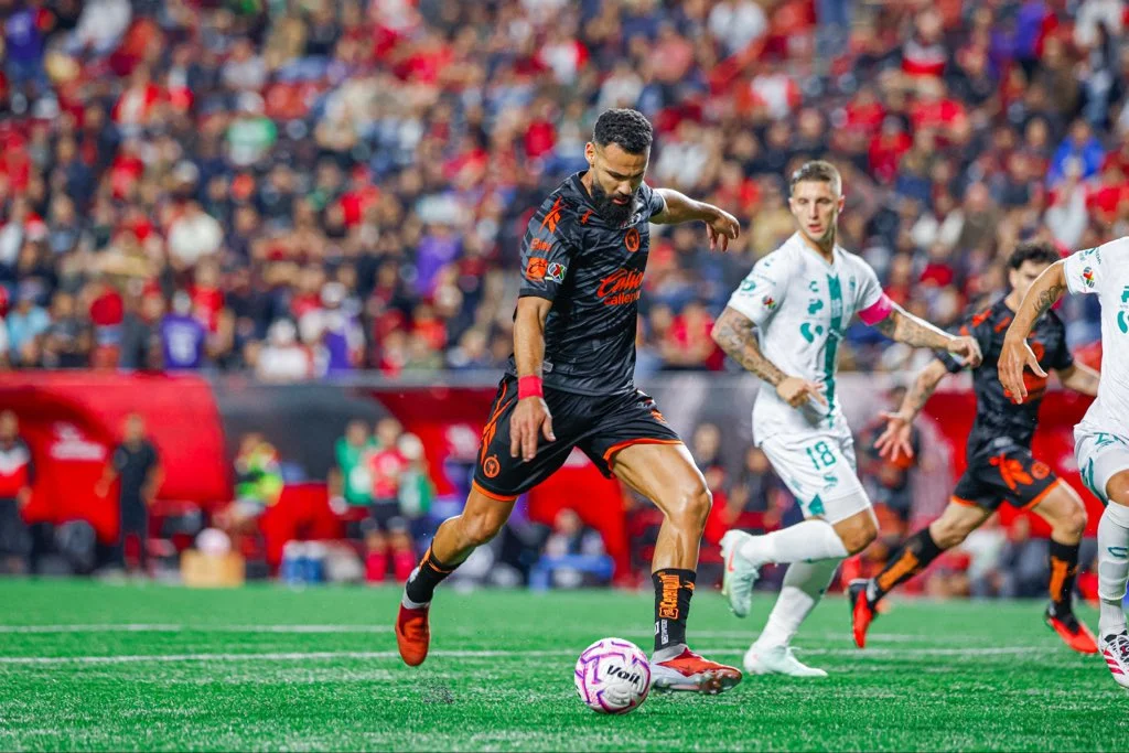 Cae Santos goleado ante Xolos en Tijuana