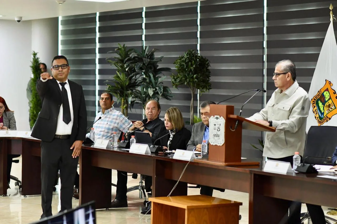 Manuel Valdés Ruiz asume la Contraloría Municipal de Torreón