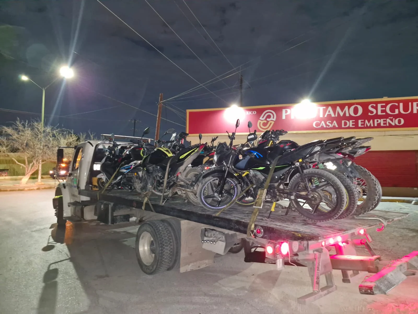 Aseguran 14 motocicletas y detienen a dos personas durante operativo en Torreón