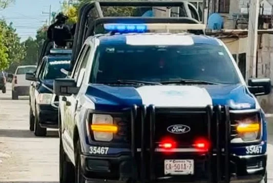 Detienen agentes municipales a hombre por robo a comercio en Torreón