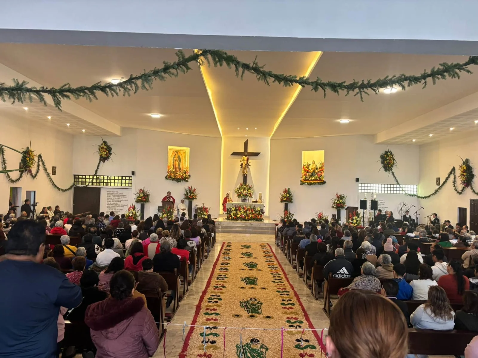 Imagen de Devoción por San Judas Tadeo reúne a miles de fieles en Torreón