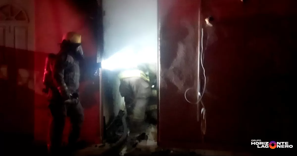 Muere hombre en incendio de departamento en la colonia Estrella de Torreón