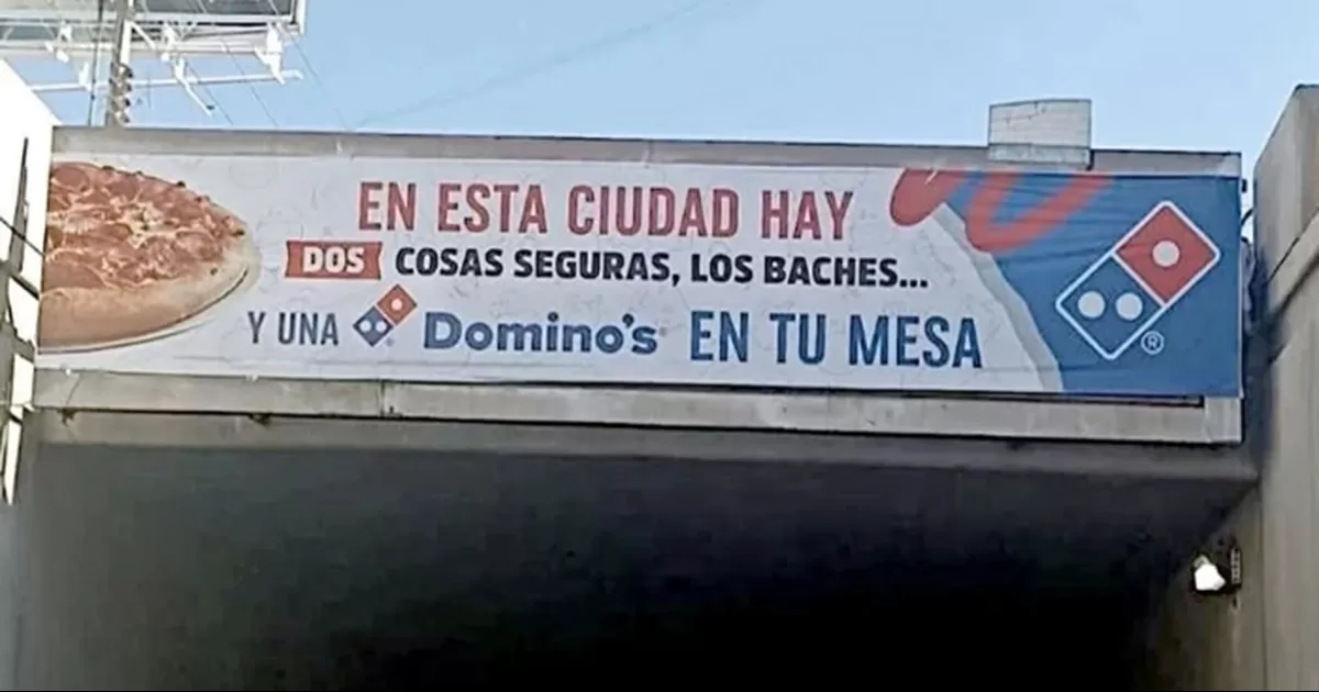 Una sucursal de Domino's Pizza, en San Luis Potosí, es cerrada por el municipio tras exhibir en su publicidad baches en la ciudad