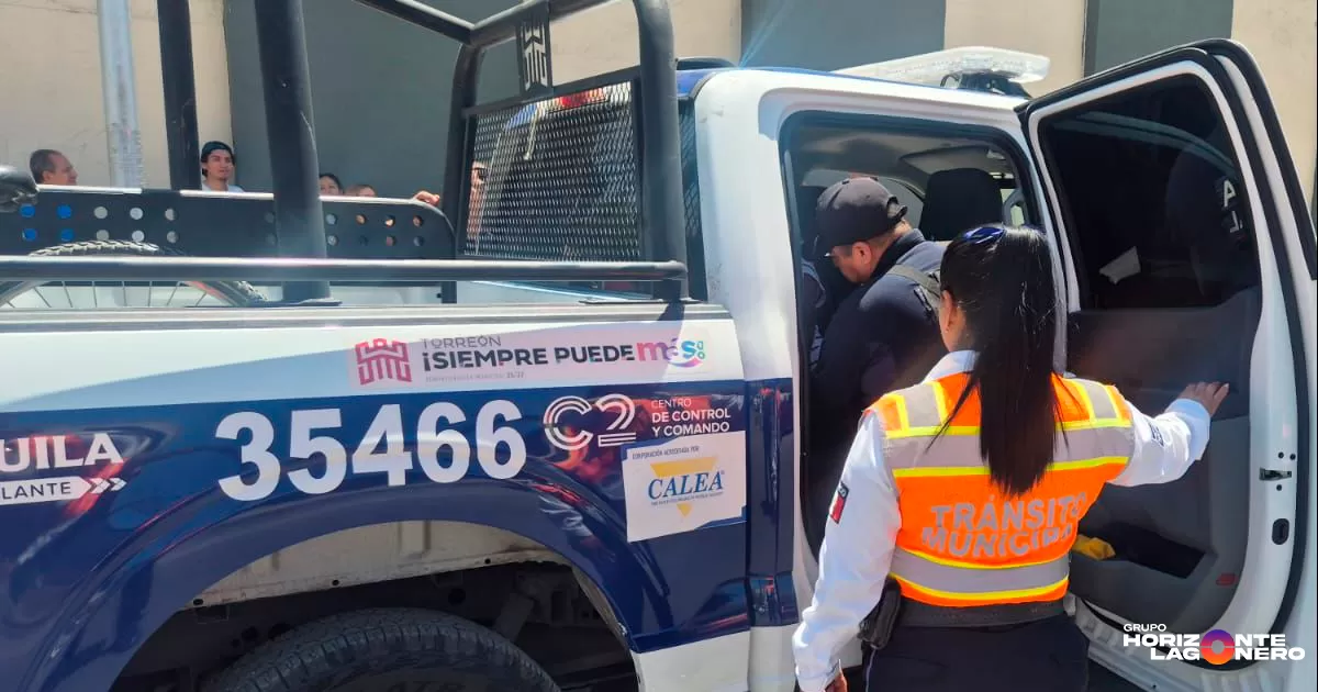 Agentes viales evitan linchamiento tras intento de robo en Torreón