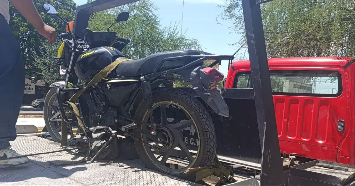 Durante un recorrido de prevención y vigilancia, elementos de la Dirección de Seguridad Pública Municipal atendieron un reporte sobre un intento de robo de motocicleta en la colonia División del Norte.
