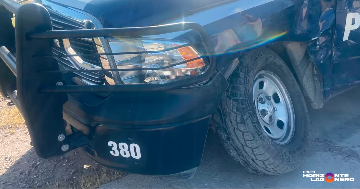 Unidad de la Policía Estatal protagoniza accidente en Gómez Palacio
