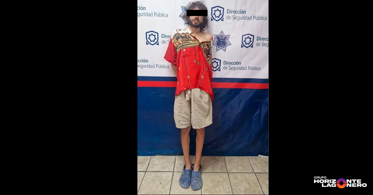 Policía de Torreón detiene a sujeto armado y lo vincula a incendio de vehículo en la colonia La Dalia