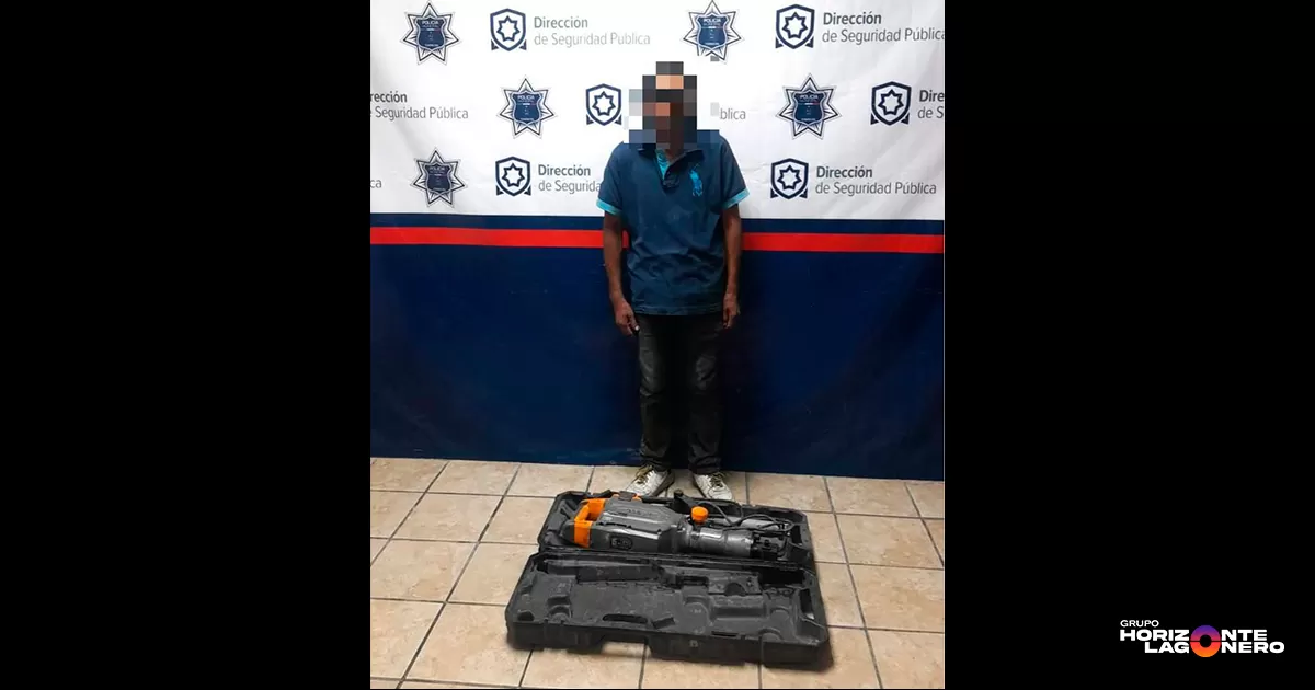 Policía de Torreón detiene a hombre por presunto robo a vivienda en Villas de San Ángel