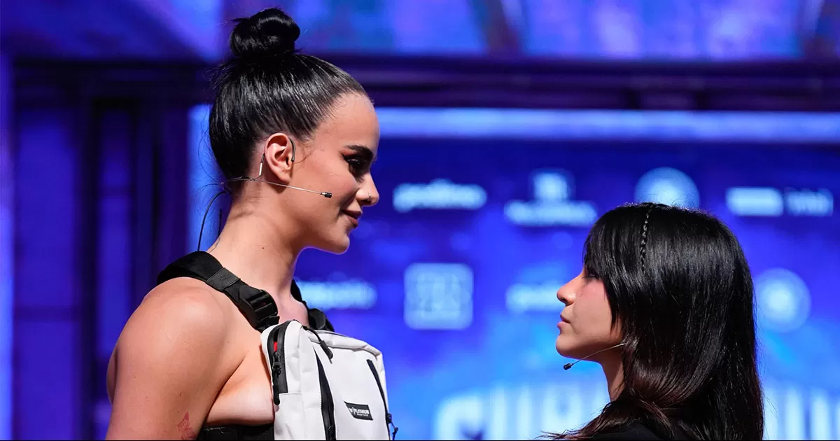 Gala Montes y Alana Flores calientan el ambiente previo a Supernova Strikers