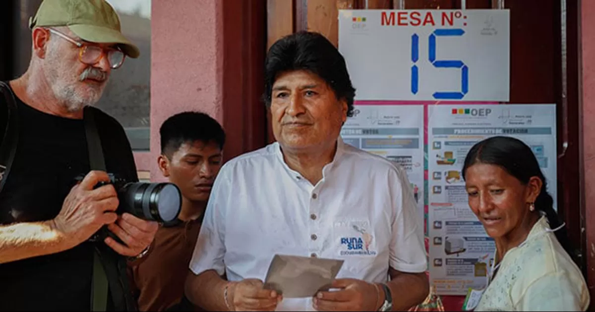Evo Morales anula su voto y advierte que el Gobierno tiene un plan para cometer un ‘fraude’