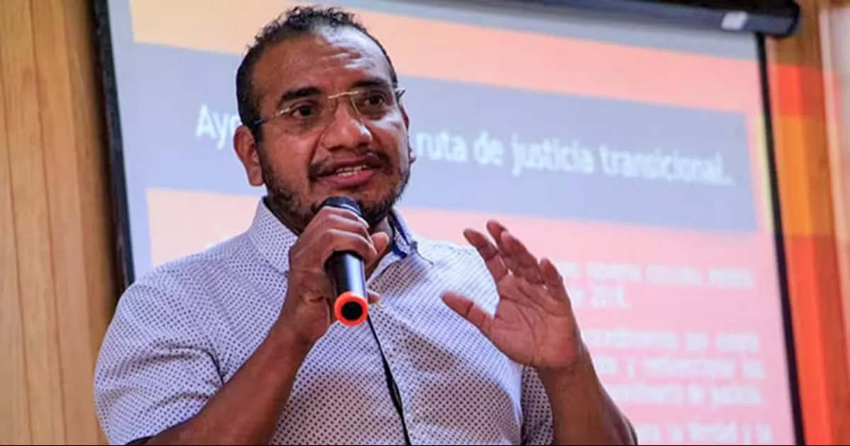 El abogado Vidulfo Rosales renuncia a través de una carta como abogado de los padres de los 43 normalistas de Ayotzinapa desaparecidos en 2014