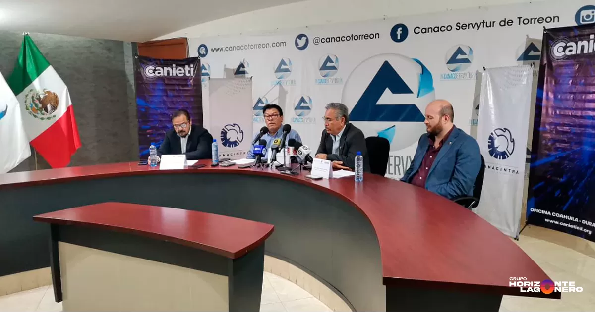 Unen fuerzas para impulsar el comercio digital en La Laguna