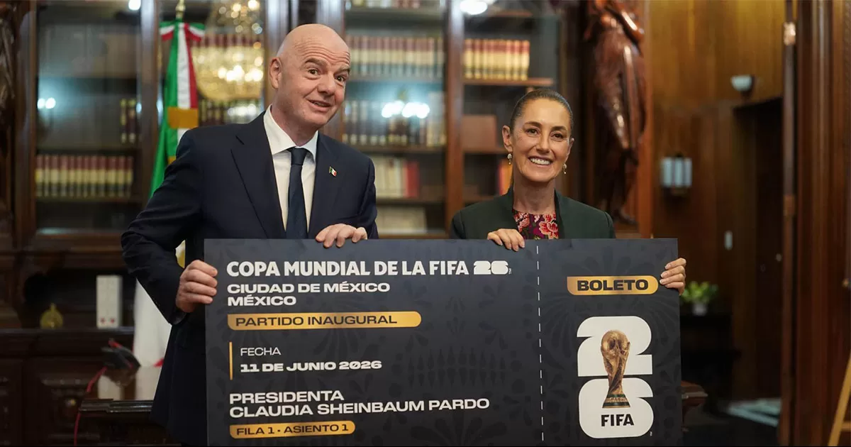 Sheinbaum recibe a Infantino y presume el boleto 1 para el duelo inaugural del Mundial 2026 en México