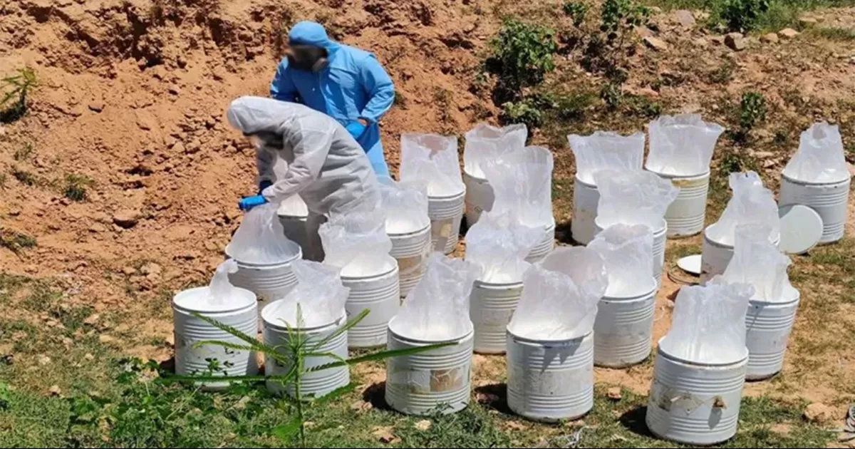Desmantelan 3 laboratorios clandestinos en Sinaloa valuados en 35 millones de pesos