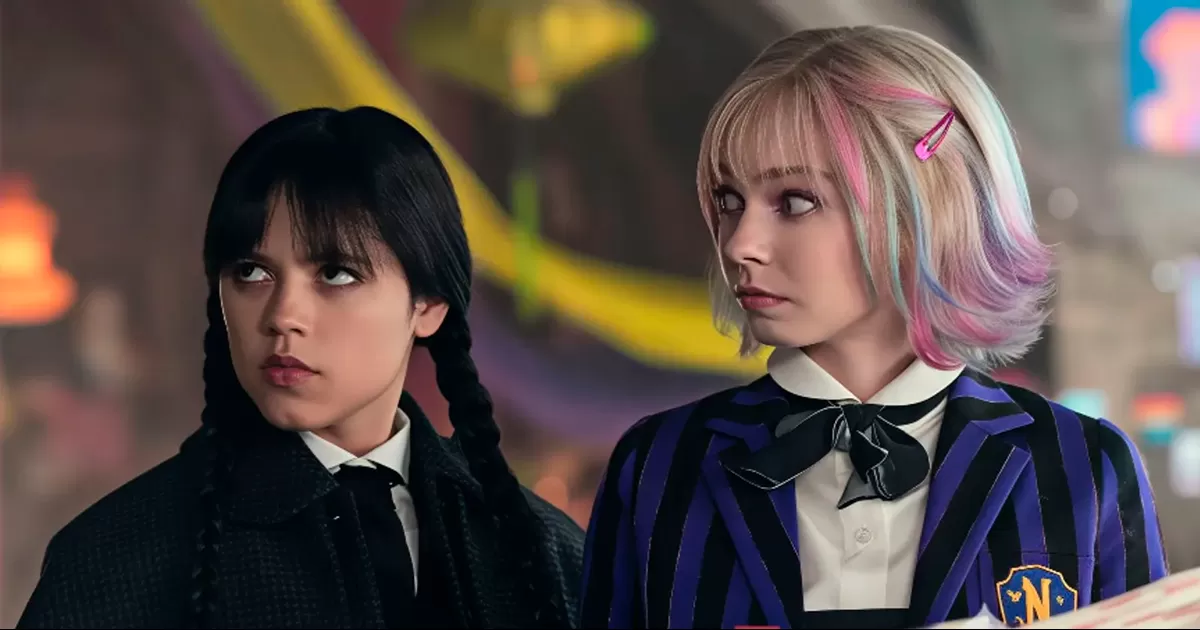 La segunda temporada de Merlina, la exitosa serie de Tim Burton protagonizada por Jenna Ortega, continúa con su historia en Netflix.