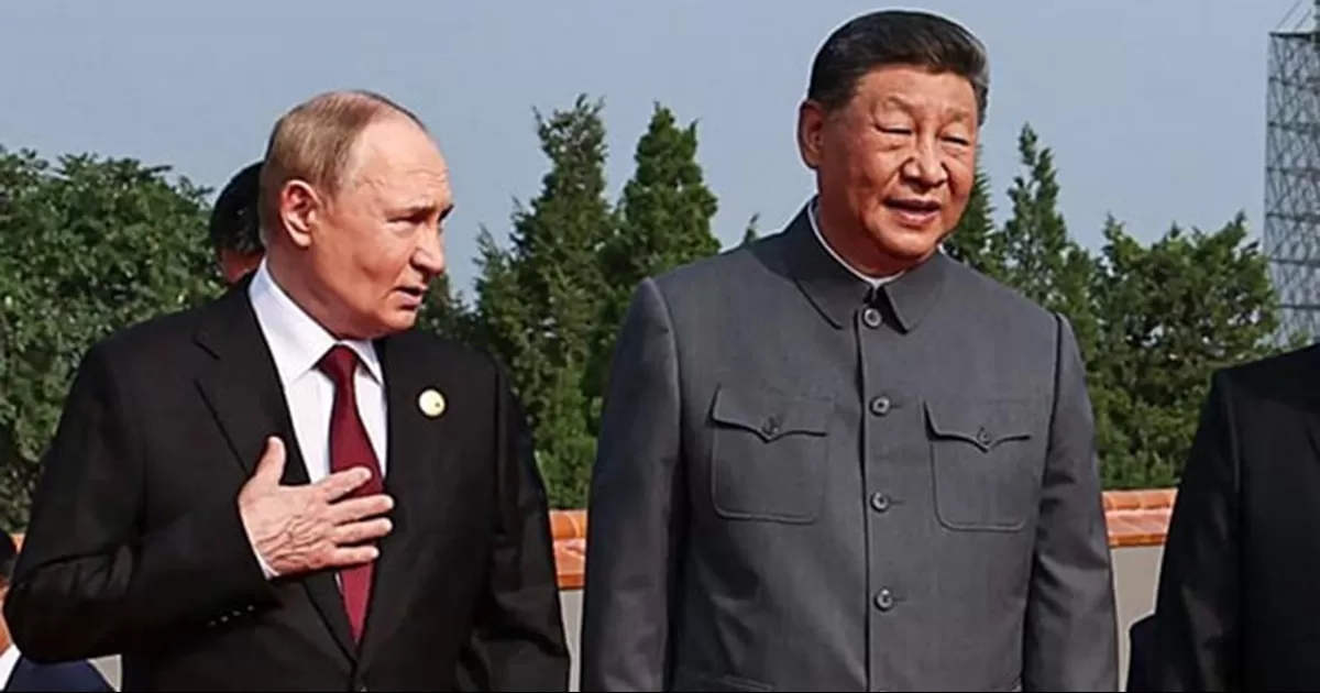 Un micrófono abierto captó a Xi Jinping y Vladimir Putin hablando de biotecnología, longevidad y hasta la posibilidad de inmortalidad
