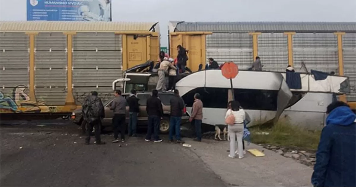 El suceso se registró la mañana de este lunes, sobre la carretera federal Atlacomulco-Maravatío