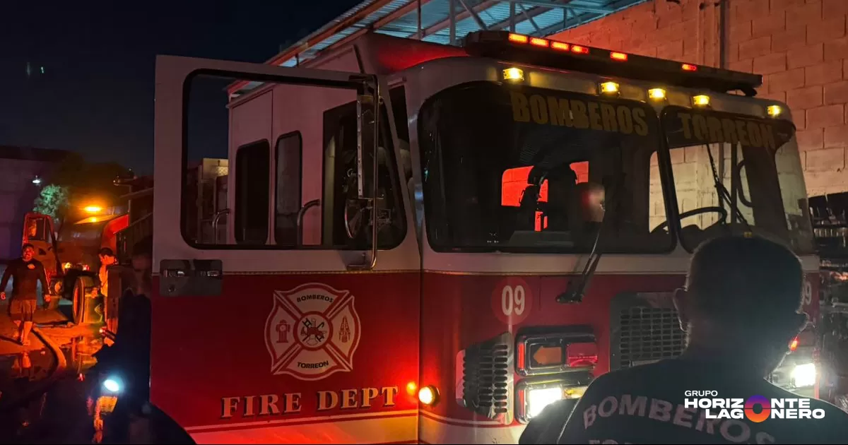 Sofocan incendio en fábrica de colchonetas en la colonia Eduardo Guerra de Torreón