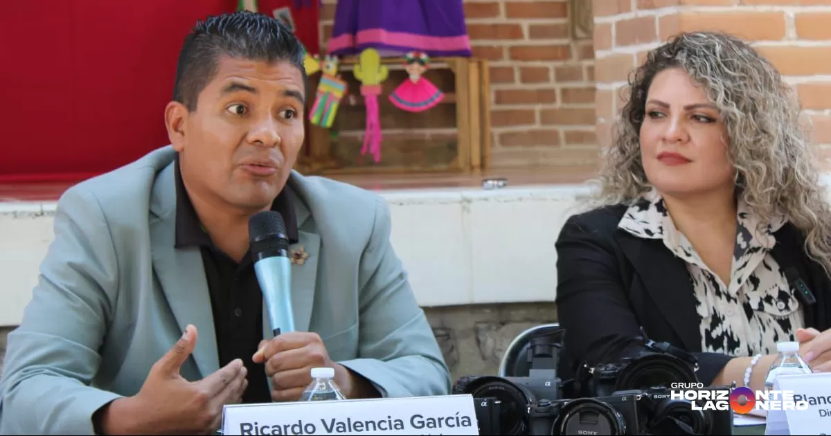 En representación de la Secretaría de Cultura, Blanca Azucena Ruvalcaba Cabello, Directora de Programas Culturales y Gestión de Recursos, destacó la importancia de la colaboración entre el gobierno estatal y Sony, al ofrecer a jóvenes coahuilenses una plataforma de aprendizaje y profesionalización en el mundo de la fotografía y el contenido digital.