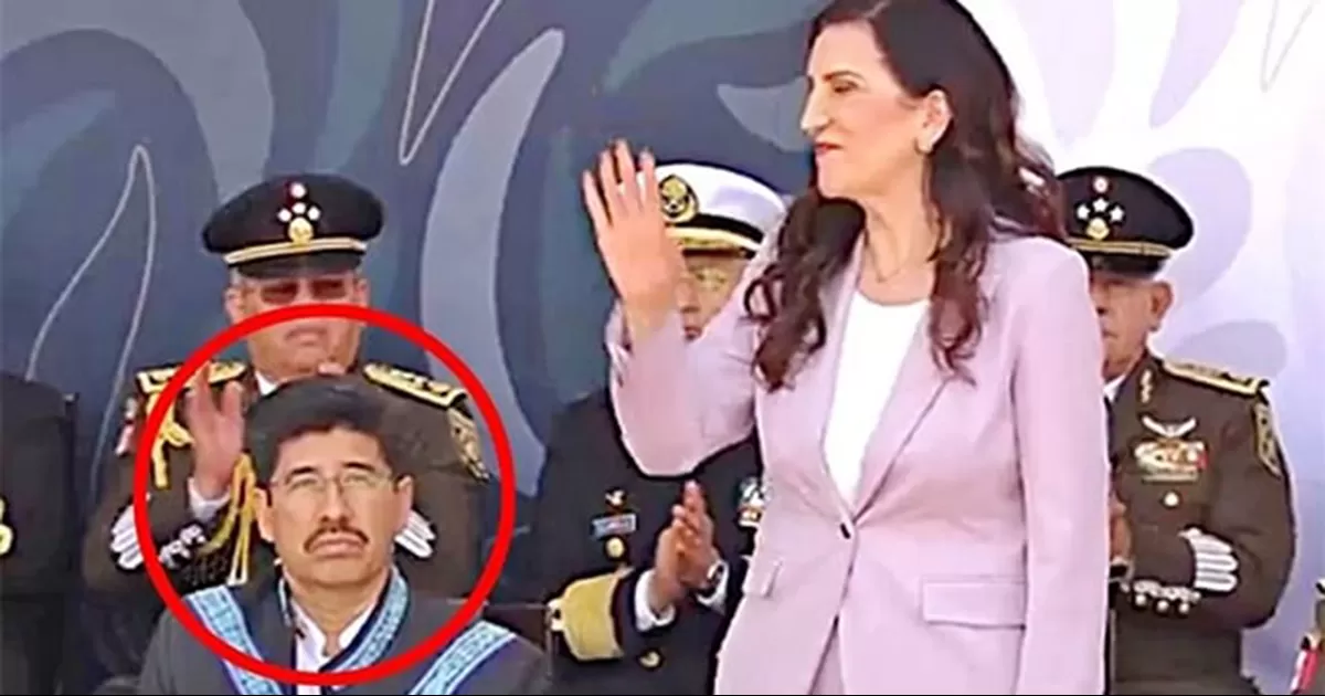 A diferencia de la presidenta, funcionarios y militares, el titular de SCJN, Hugo Aguilar, no aplaudió a Kenia López cuando fue presentada en ceremona