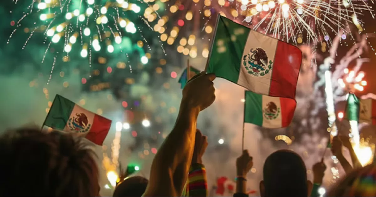 ¡Orgullo mexicano a todo volumen! Celebra el 15 de septiembre con todo el corazón ¡y con WhatsApp también!