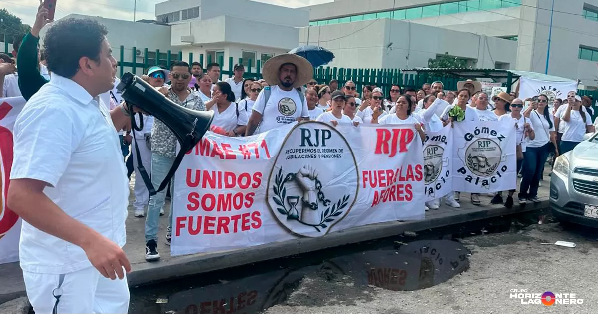 La caminata comenzó en el parque Victoria de ciudad Lerdo, de donde partieron hacia el bulevar Miguel Alemán en Gómez Palacio y finalizó al exterior del Hospital General de Zona 46, ubicado avenida Agustín Castro.