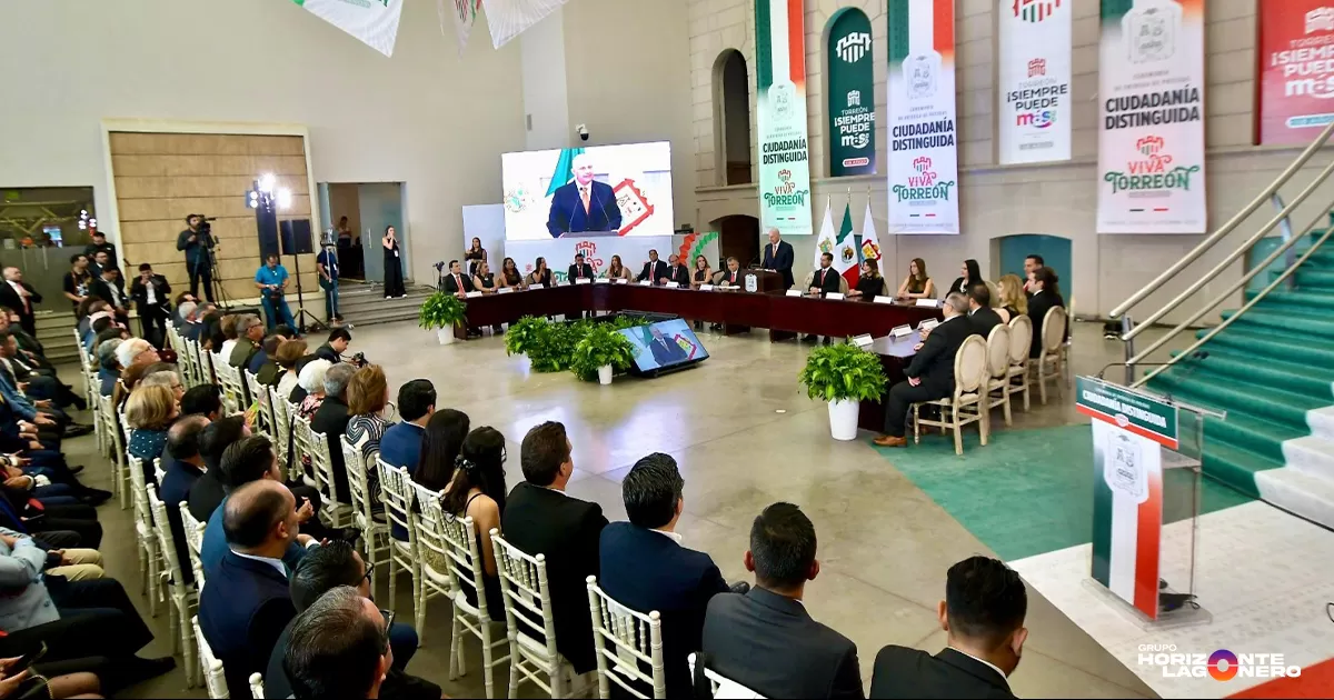 El alcalde Román Alberto Cepeda González destacó el papel de la ciudadanía para consolidar a Torreón como una potencia económica del norte de México.