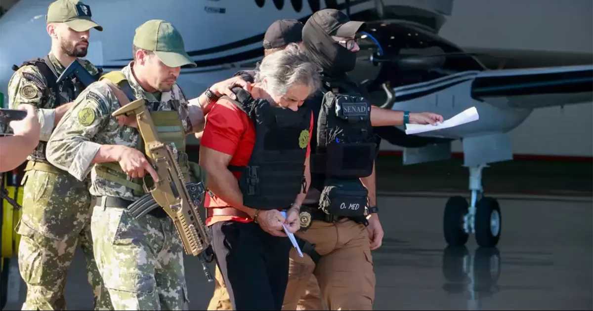 Hernán Bermúdez, ex titular de SSP-Tabasco ligado a 'La Barredora', fue trasladado de Paraguay a México y será ingresado al Cefereso 1.