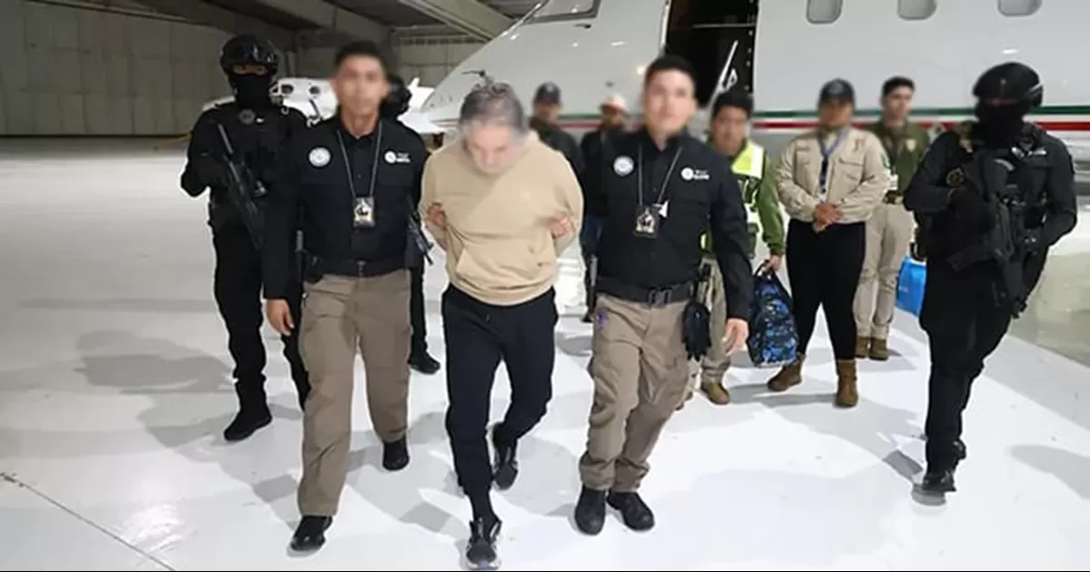 Reclutó a miembros de la policía estatal y utilizó los registros de ex convictos para obligarlos a integrarse a la banda, documenta la FEMDO