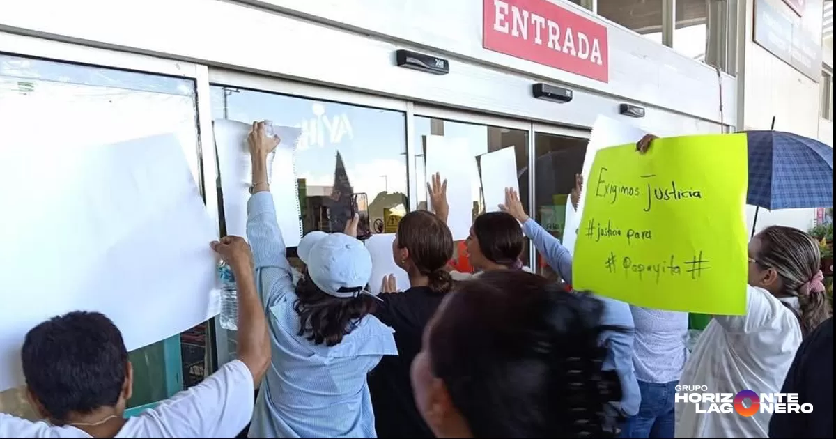 Se manifiestan contra HEB por caso "Papayita" en Torreón