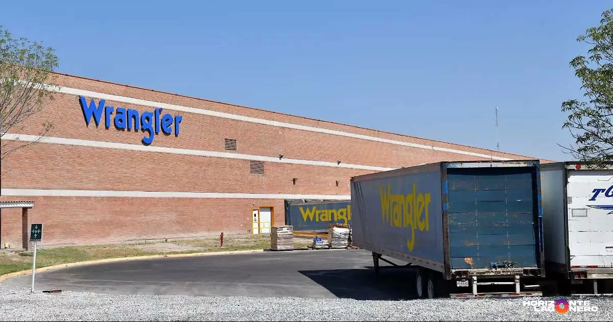 Apoyan a trabajadores de Wrangler para encontrar nuevo empleo