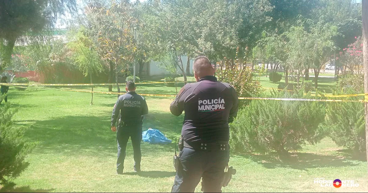 El hecho se registró alrededor de las 11:00 horas y fue confirmado por personal de la Cruz Roja Mexicana, a bordo de la unidad 316, encabezada por el paramédico Carlos Amaya, quien certificó la causa del deceso.