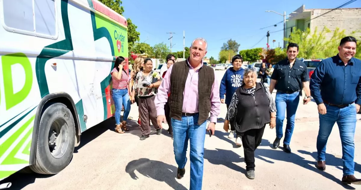 Llevan brigada de servicios al ejido La Rosita