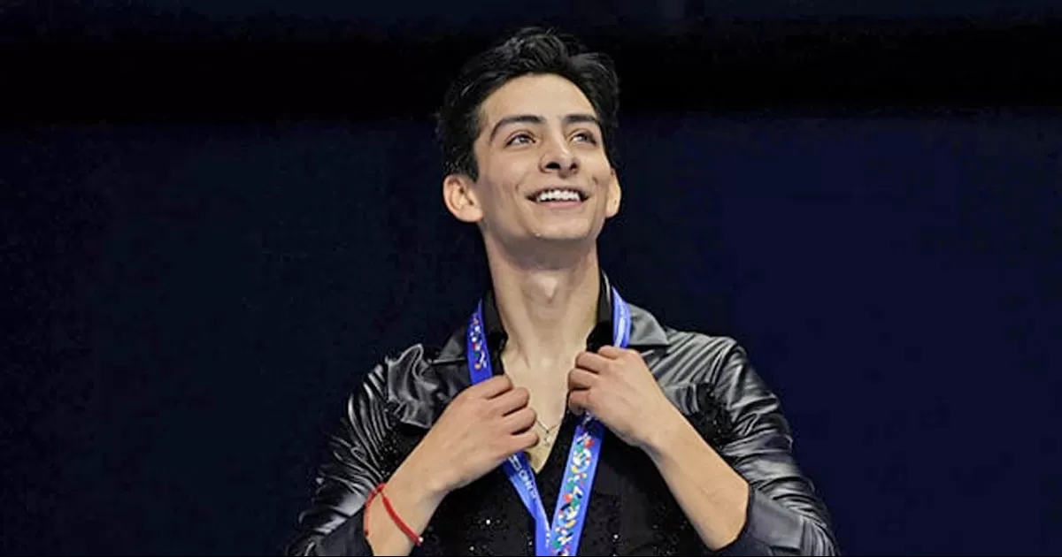 Con una sonrisa, Donovan Carrillo reconoció que ha aprendido a disfrutar más del patinaje y dejar de lado el estrés o las preocupaciones.