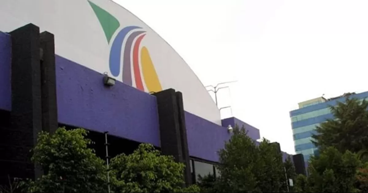 Ordena EU a TV Azteca retirar litigio en México con el que pretende evadir pago de 580 mdd