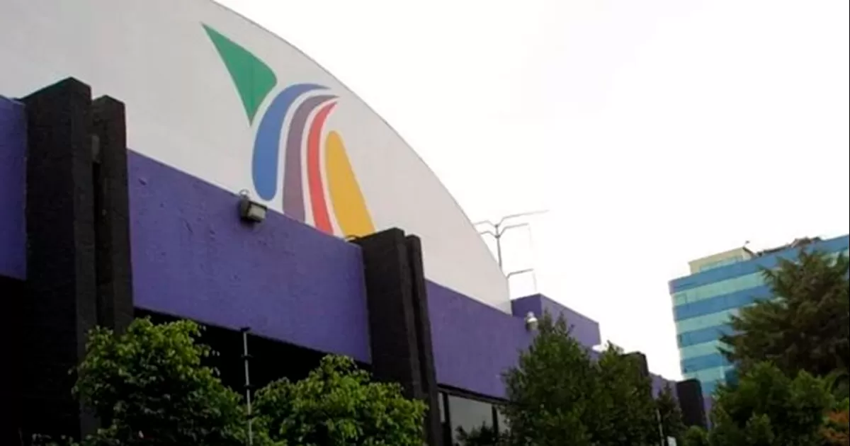 Juez de NY ordenó a TV Azteca retirar las demandas que promovió en México en 2022, para evadir el pago de bono de deuda que ya suma 580 mdd.