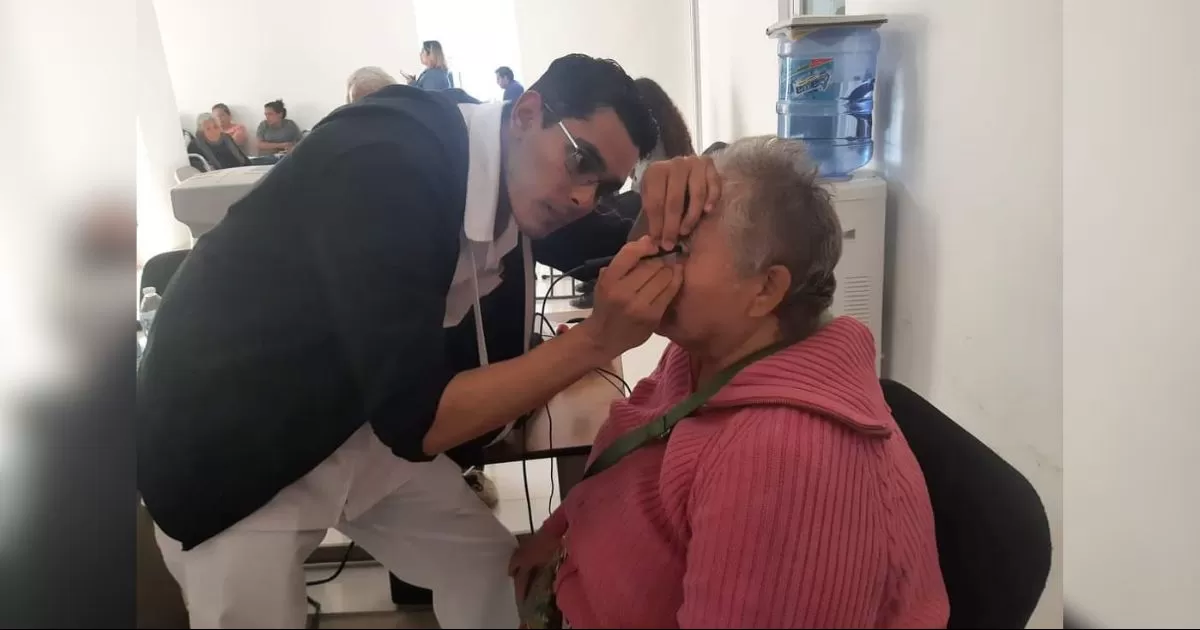 Brindan atenciones oftalmológicas en la Laguna de Durango