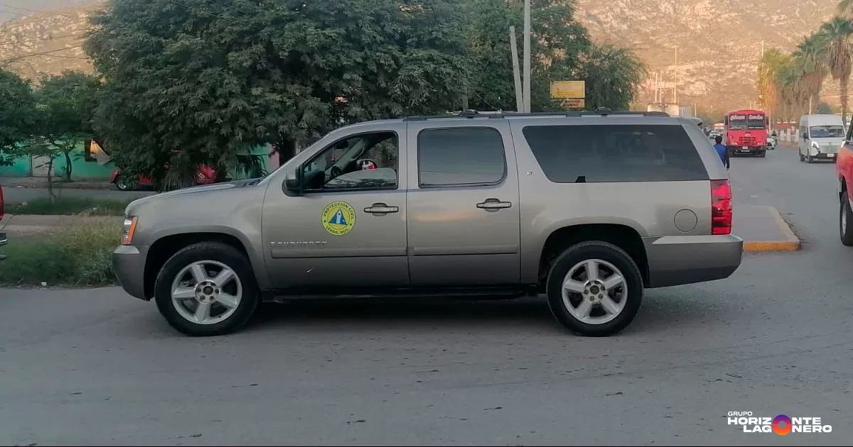 Menor resulta lesionado en accidente entre camioneta y motocicleta en Lerdo